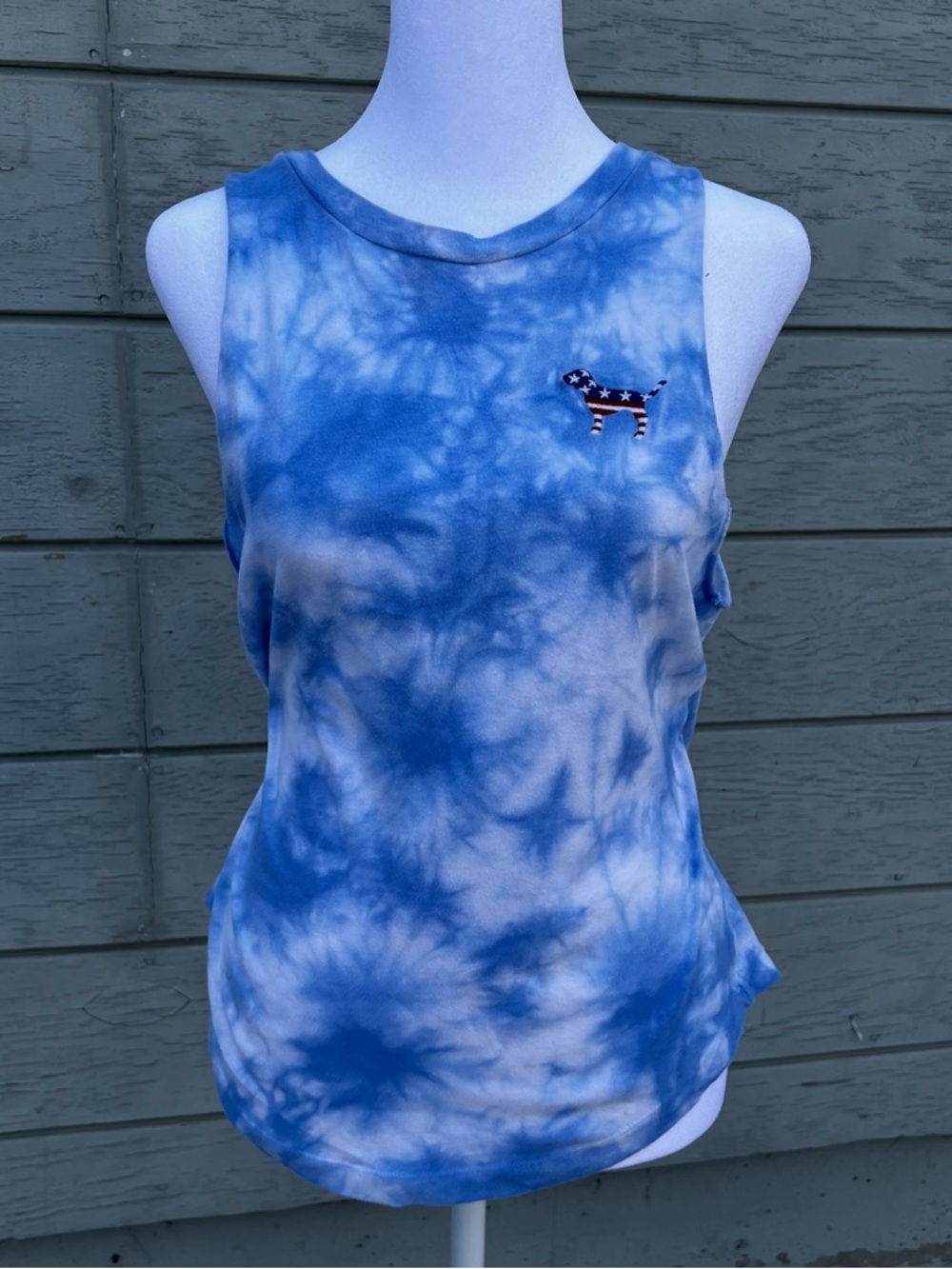 PINK Victoria's Secret Blue & White Tie-Dye Sleeveless Tank